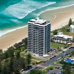 Golden Sands On The - Absolute Beachfront Aparthotel